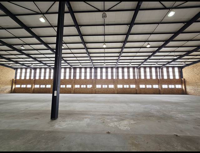 1,345M² WAREHOUSE TO LET IN NORTH RIDING